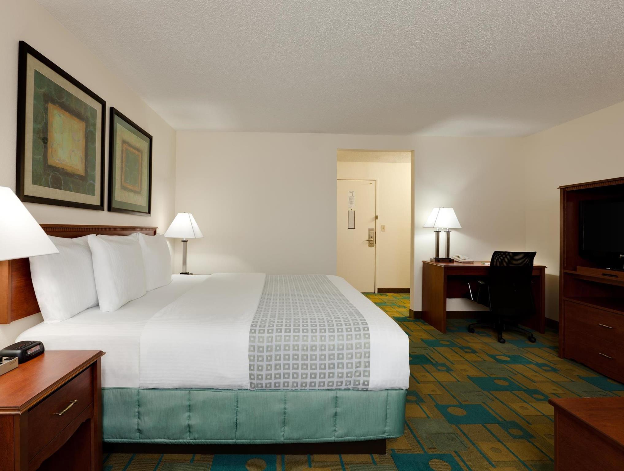 La Quinta Inn By Wyndham Chicago Willowbrook Esterno foto