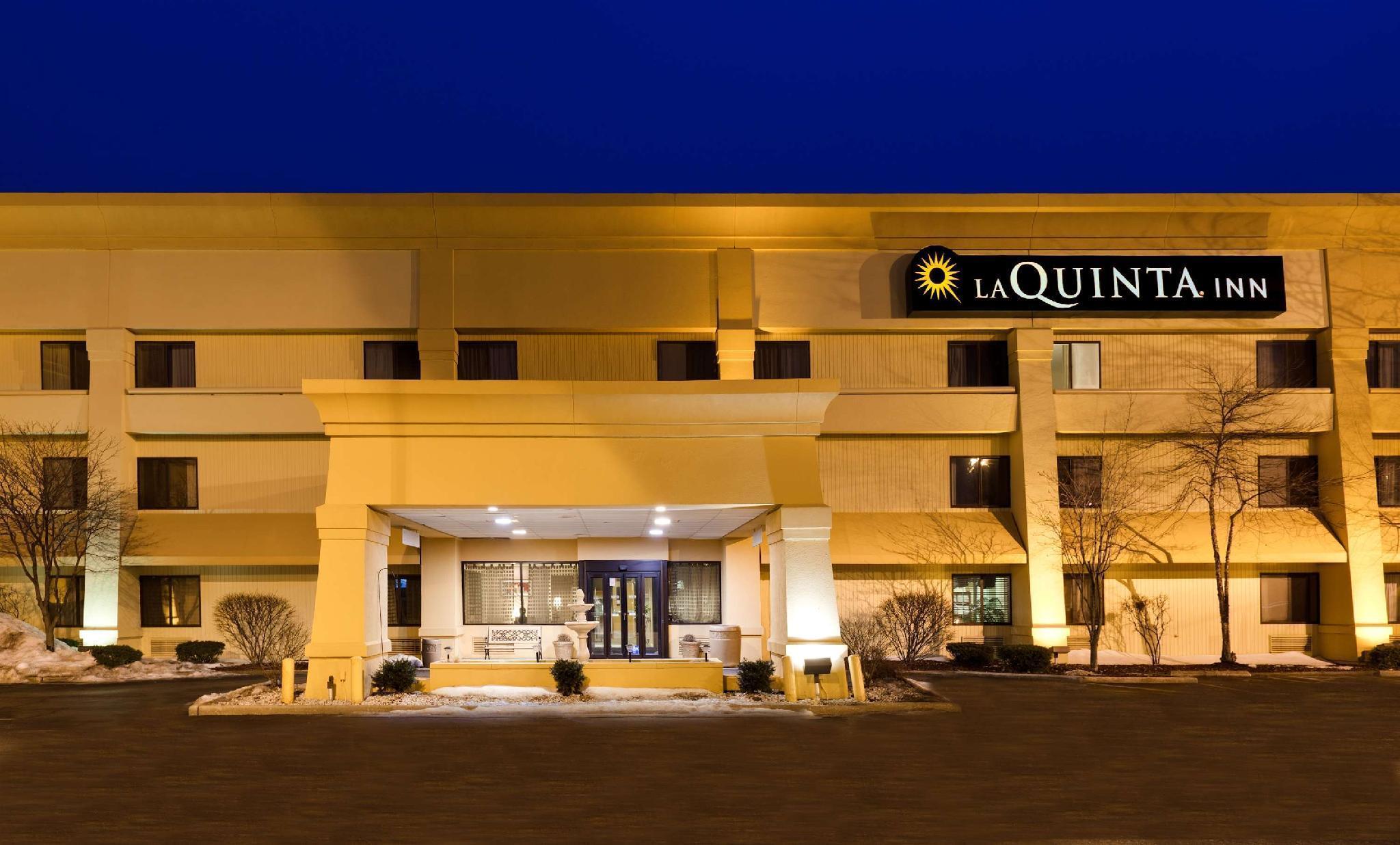 La Quinta Inn By Wyndham Chicago Willowbrook Esterno foto